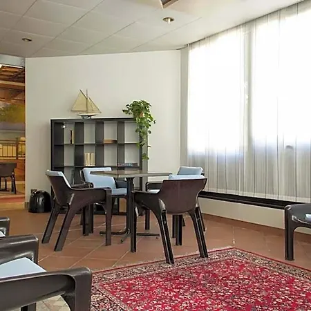 Merano Hotel 3*